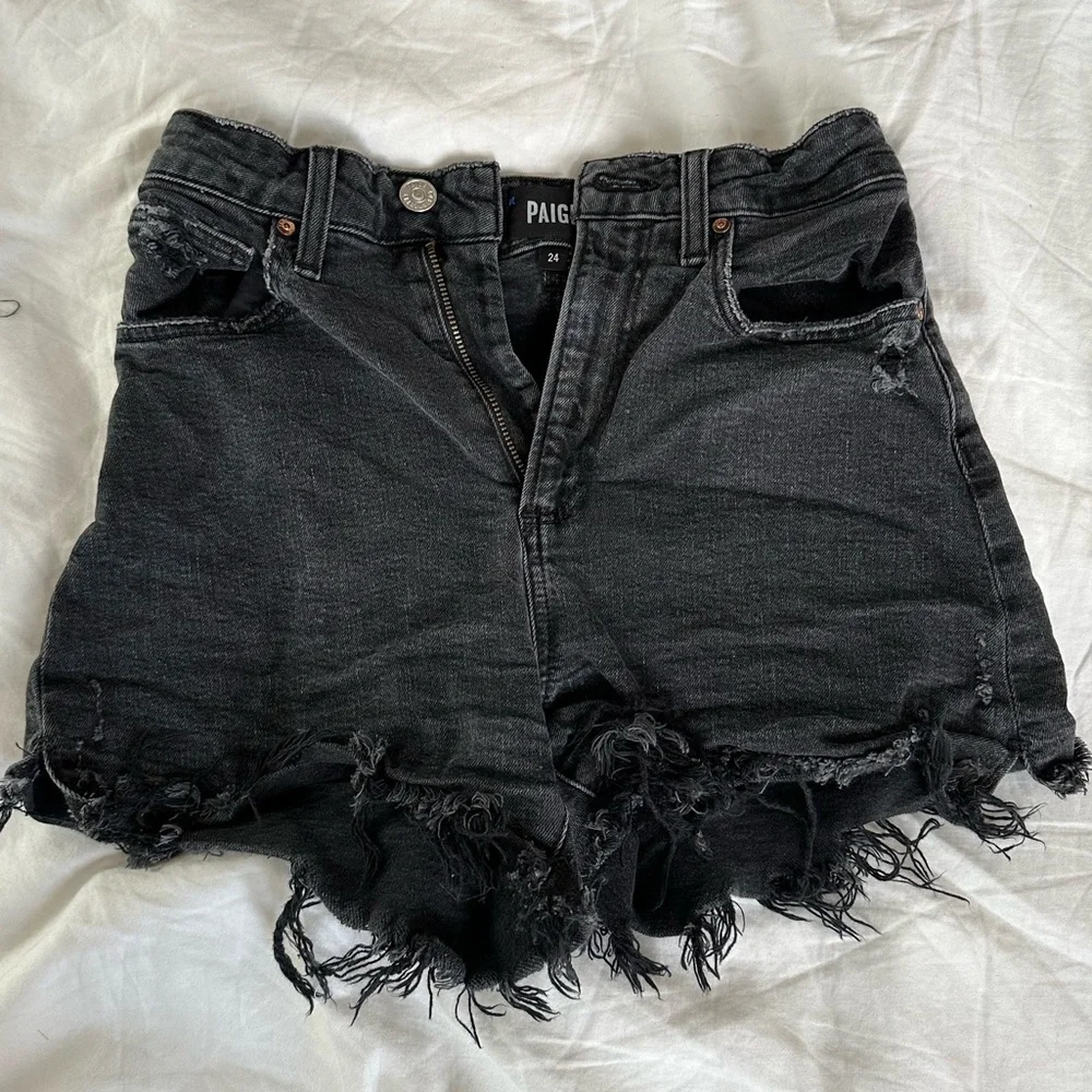 Paige Women’s Dani Cut Off Shorts Black Size 24